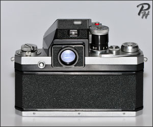 Nikon F Photomic T back view