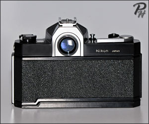 Nikkormat FTn back
